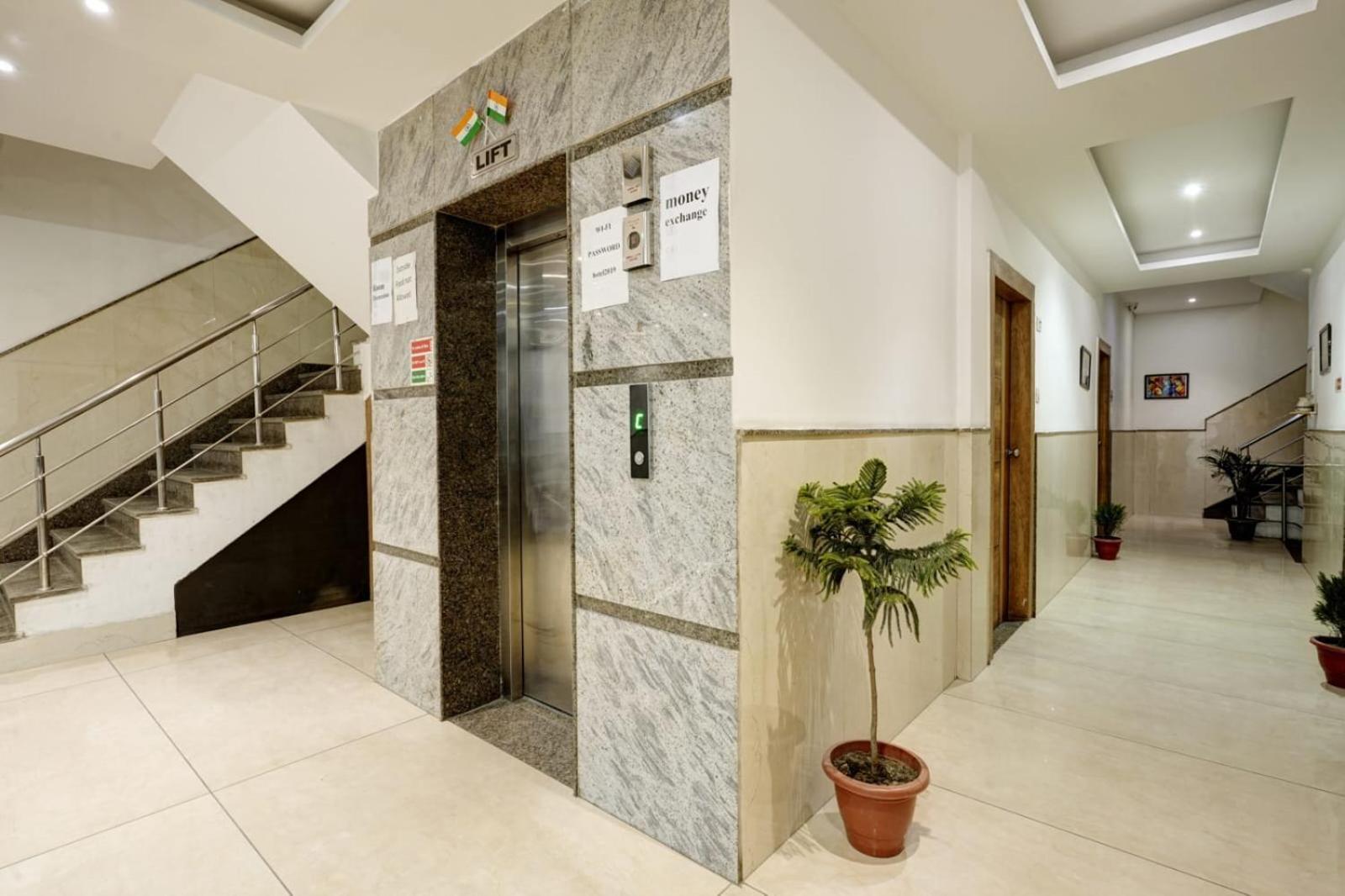 Hotel City Lite Grand Ню Делхи Екстериор снимка